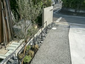 FE-つむぎ温灸室外構4